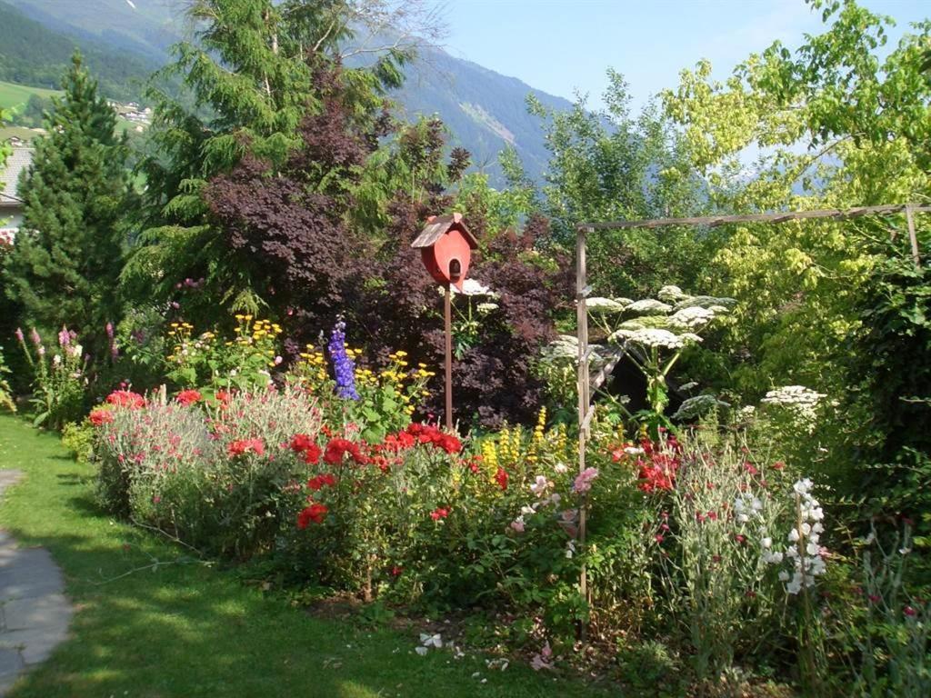 Haus Kasimir Bed & Breakfast Schruns Exterior photo