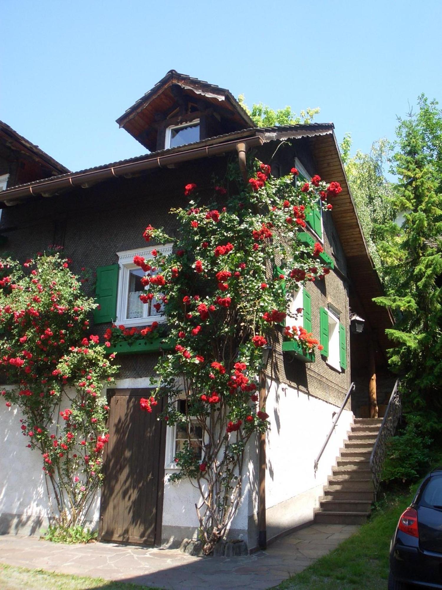 Haus Kasimir Bed & Breakfast Schruns Exterior photo