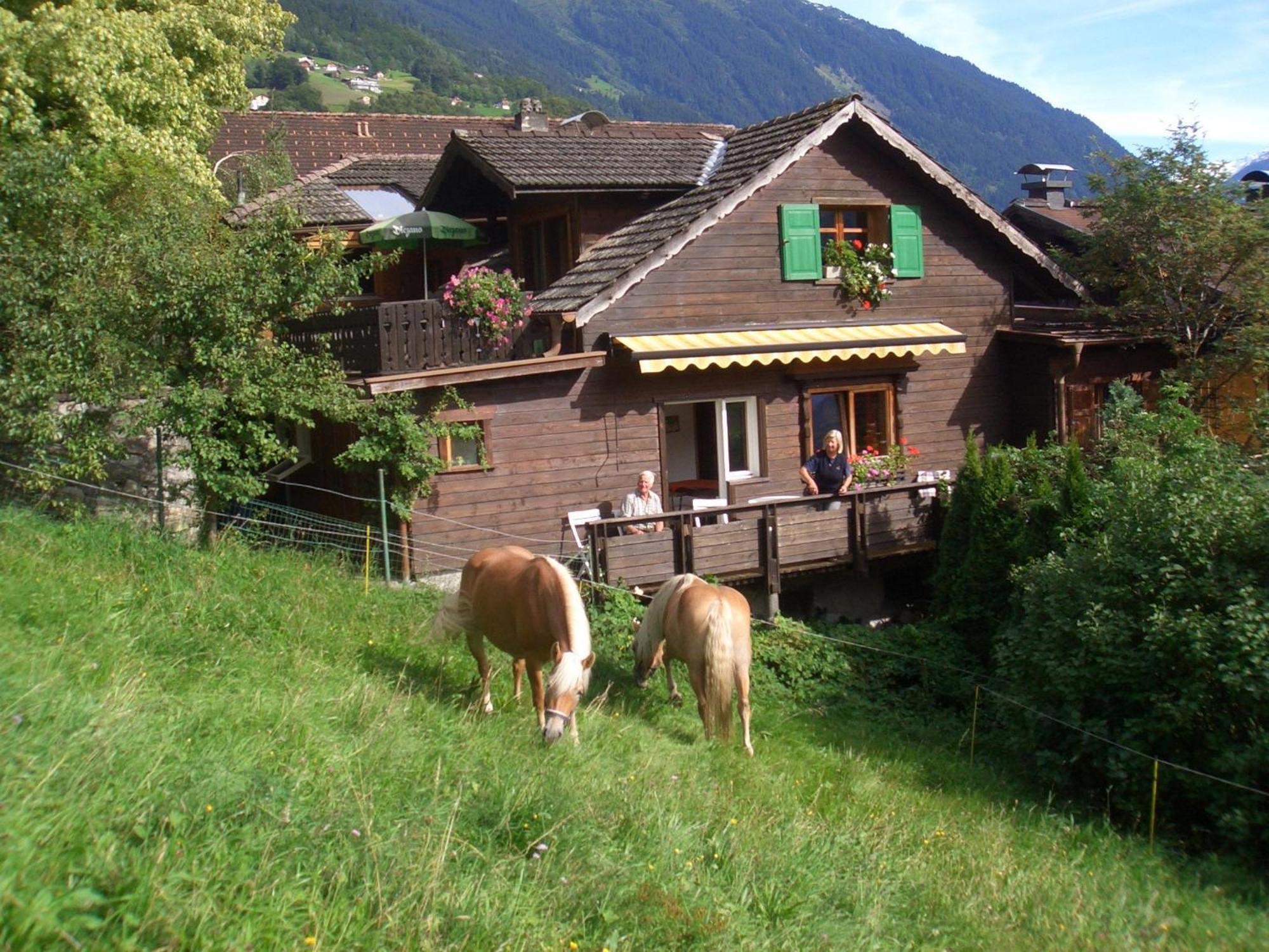 Haus Kasimir Bed & Breakfast Schruns Exterior photo